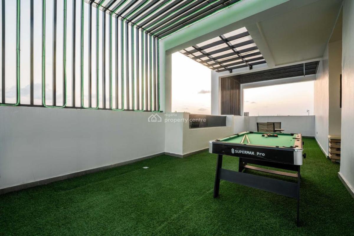 Luxury 2bedroom Apartment with Bathtub,ps5, Swimming Pool,snooker Boar, Lekki Phase 1, Lekki, Lagos, Flat / Apartment Short Let
