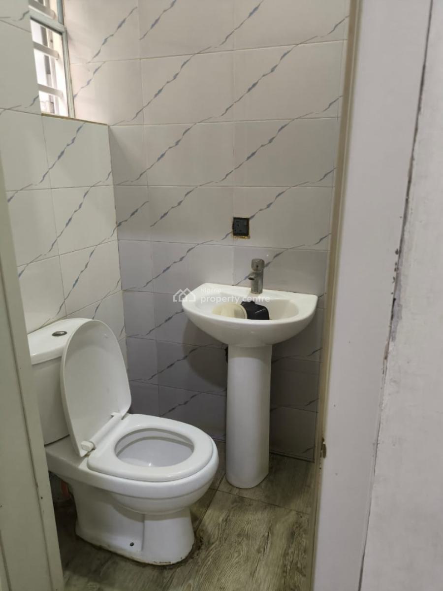 Fully Serviced and Executive 4 Bedroom Terrace Duplex, Pearl Gardens, Orchid Road Lekki, Lekki Expressway, Lekki, Lagos, Terraced Duplex for Rent