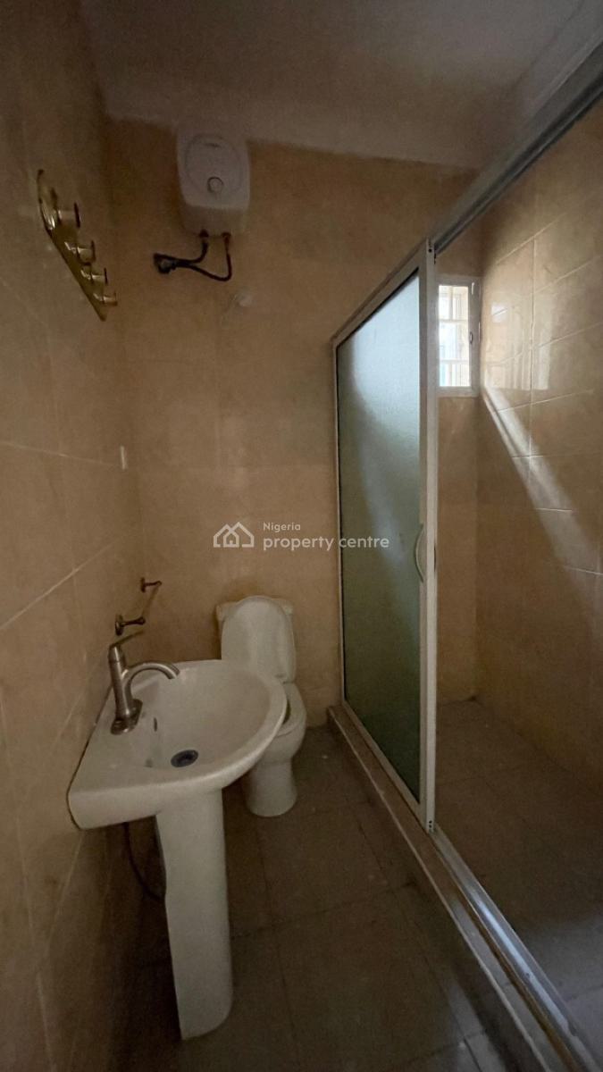 8 Units of 3 Bedroom Apartments with 2 Penthouse, Lekki Phase 1, Lekki, Lagos, Block of Flats for Sale