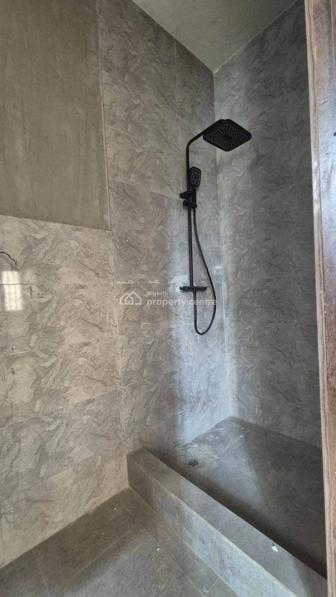 Luxurious 3 Bedroom Flat & a Room  Bq, Elevator & Good Parking  Space, Off Issac John, Ikeja Gra, Ikeja, Lagos, Flat / Apartment for Sale