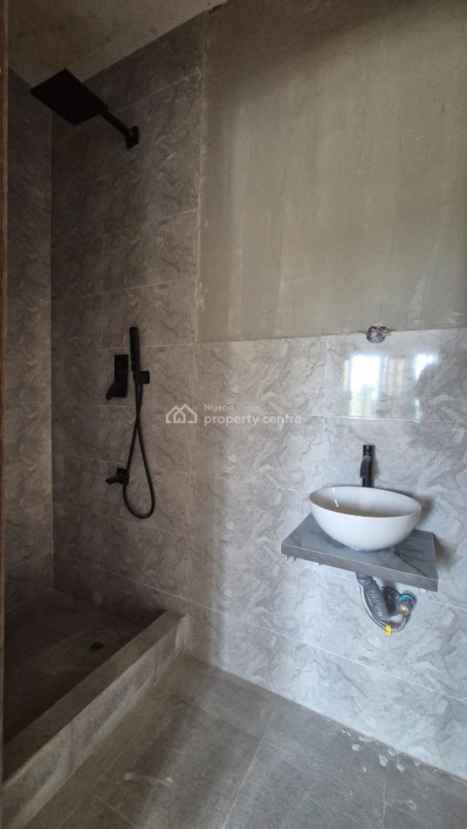 Luxurious 3 Bedroom Flat & a Room  Bq, Elevator & Good Parking  Space, Off Issac John, Ikeja Gra, Ikeja, Lagos, Flat / Apartment for Sale