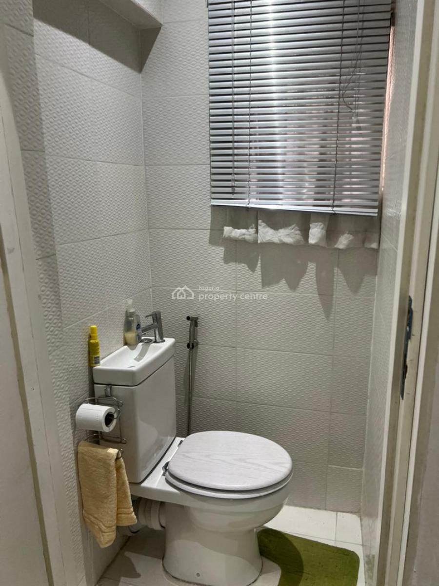 3 Bedroom Apartment in an Estate, Maryland Crescent, Maryland Housing Estate, Maryland, Lagos, Flat / Apartment Short Let