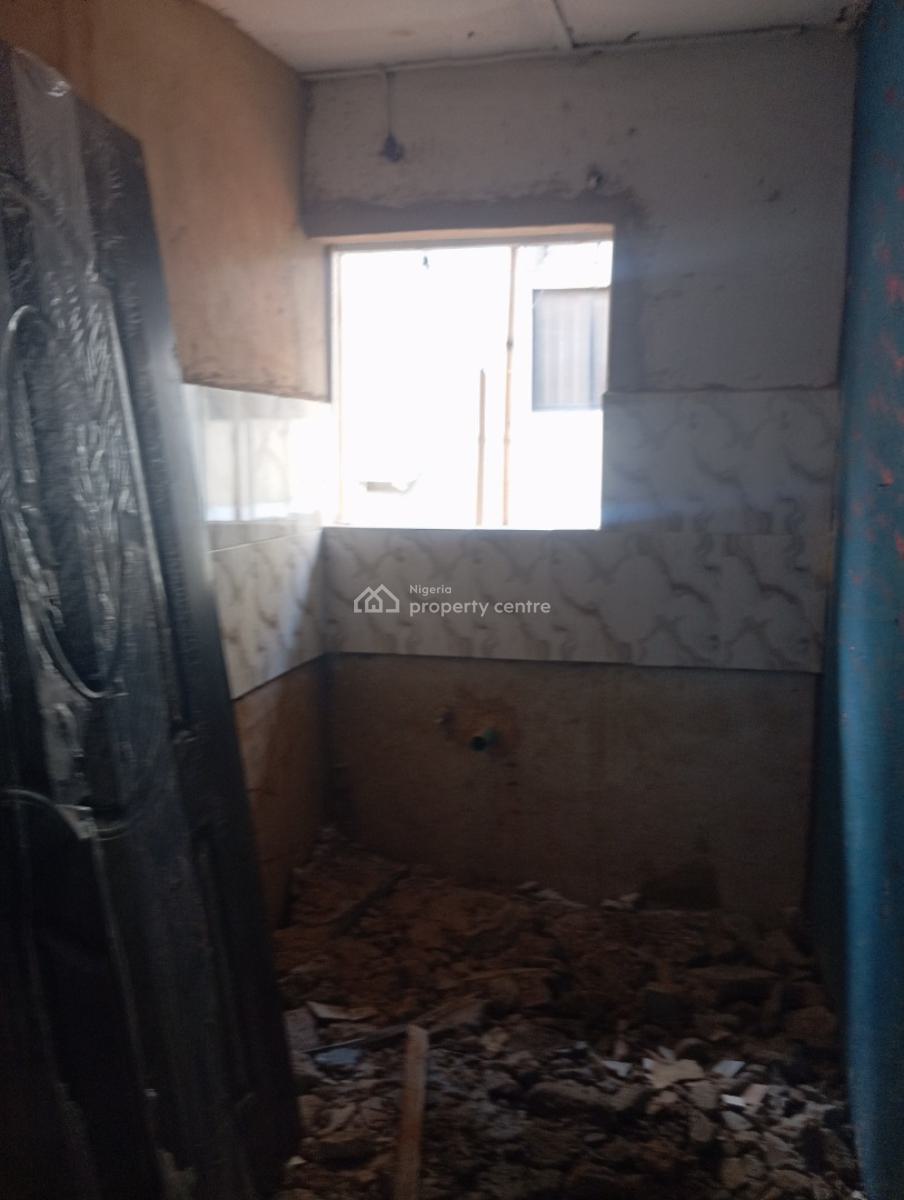 Miniflat Under Renovation, Off Nnobi Kilo, Surulere, Lagos, Mini Flat (room and Parlour) for Rent