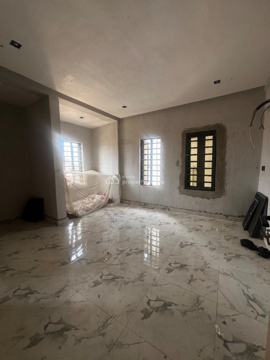 Newly Built Spacious 3 Bed Apartments +bq, Yaba, Yaba, Lagos, Flat / Apartment for Sale