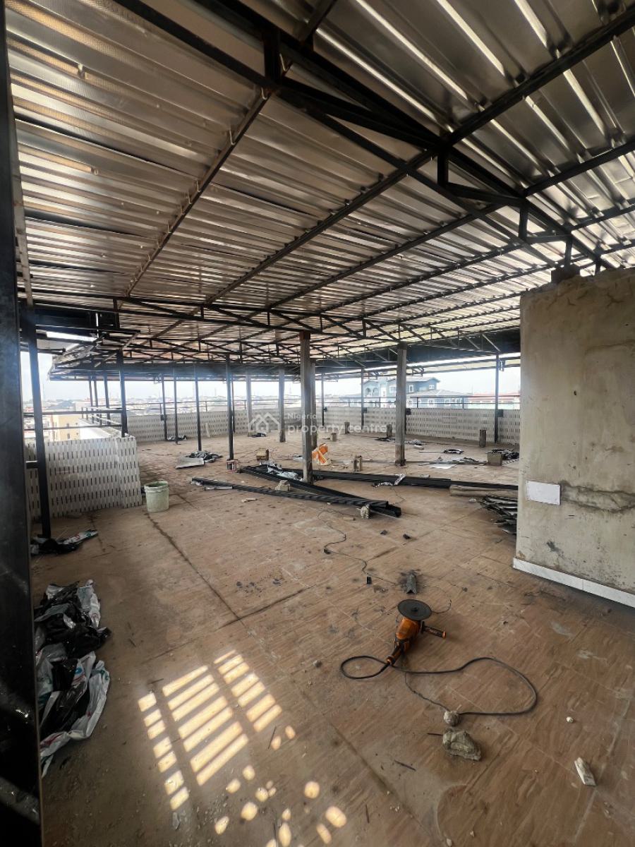 Newly Built Spacious 3 Bed Apartments +bq, Yaba, Yaba, Lagos, Flat / Apartment for Sale