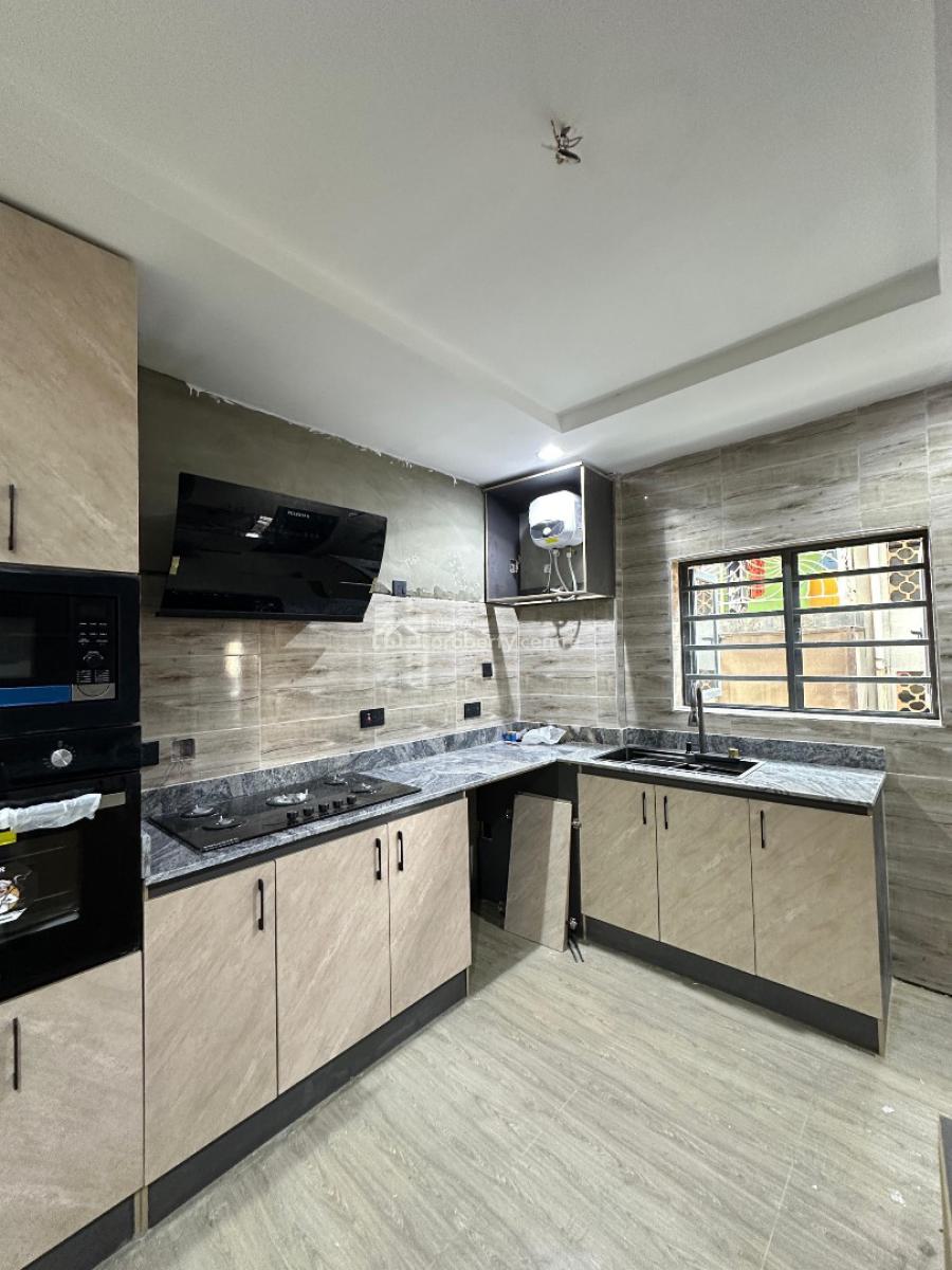 Newly Built Spacious 3 Bedroom Apartments + Bq, Yaba, Lagos, Flat / Apartment for Sale
