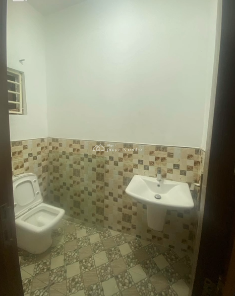 Standard 2 Bedroom Apartment Upstairs, Lekki Scheme 2 Estate, Abraham Adesanya, Ajah, Lekki Phase 2, Lekki, Lagos, Flat / Apartment for Rent