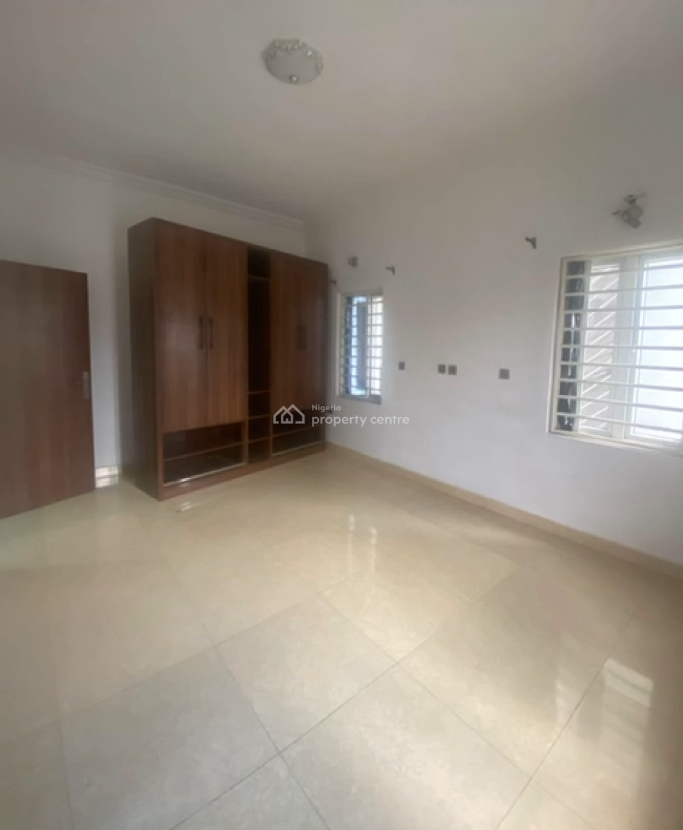 Standard 2 Bedroom Apartment Upstairs, Lekki Scheme 2 Estate, Abraham Adesanya, Ajah, Lekki Phase 2, Lekki, Lagos, Flat / Apartment for Rent