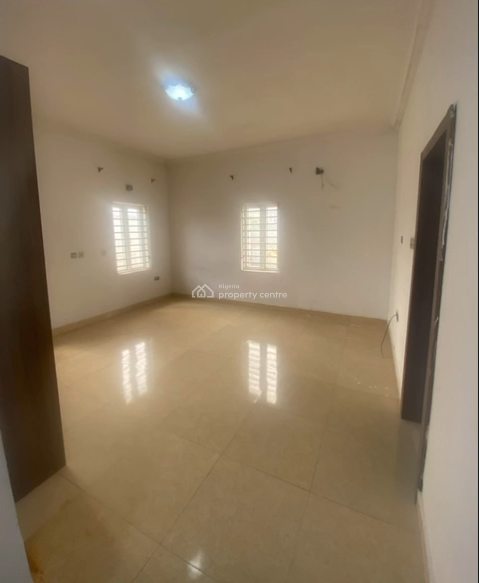 Standard 2 Bedroom Apartment Upstairs, Lekki Scheme 2 Estate, Abraham Adesanya, Ajah, Lekki Phase 2, Lekki, Lagos, Flat / Apartment for Rent