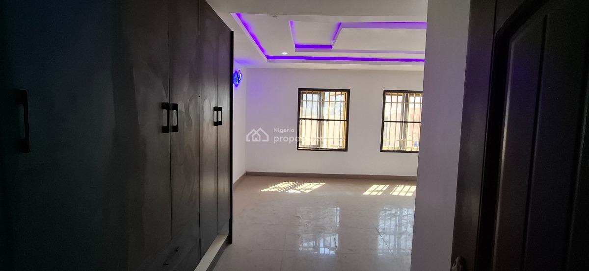 Standard 3 Bedroom Apartment with Bq, Gilmore, Jahi, Abuja, Flat / Apartment for Rent