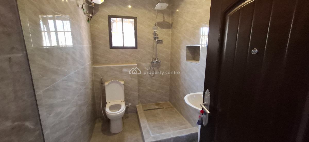 Standard 3 Bedroom Apartment with Bq, Gilmore, Jahi, Abuja, Flat / Apartment for Rent