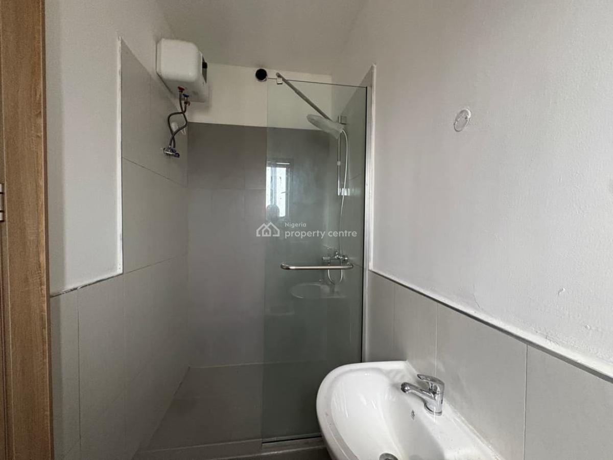 3bed Apt in Lekki Phase 1 Newly Built Fully Serviced, Lekki Phase 1, Lagos Nigeria, Lekki Phase 1, Lekki, Lagos, Flat / Apartment for Sale