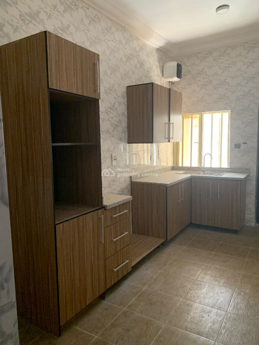 Beautiful 3bedroom Apartment with Bq, Bridge Gate Estate, Agungi, Lekki, Lagos, Flat / Apartment for Rent