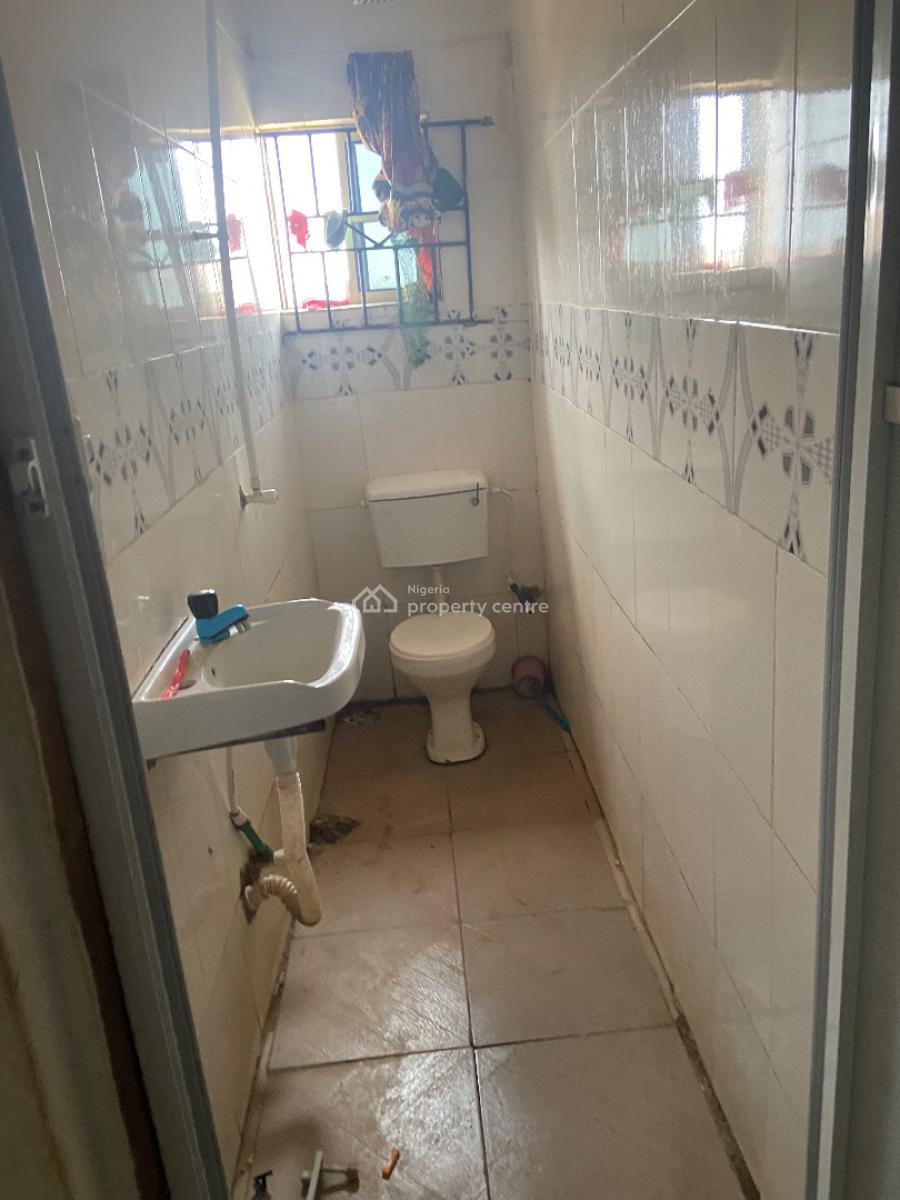 a Clean and Spacious Bedroom and Parlor, Parafa , Along Lucky Fiber Road, Ikorodu, Lagos, Flat / Apartment for Rent