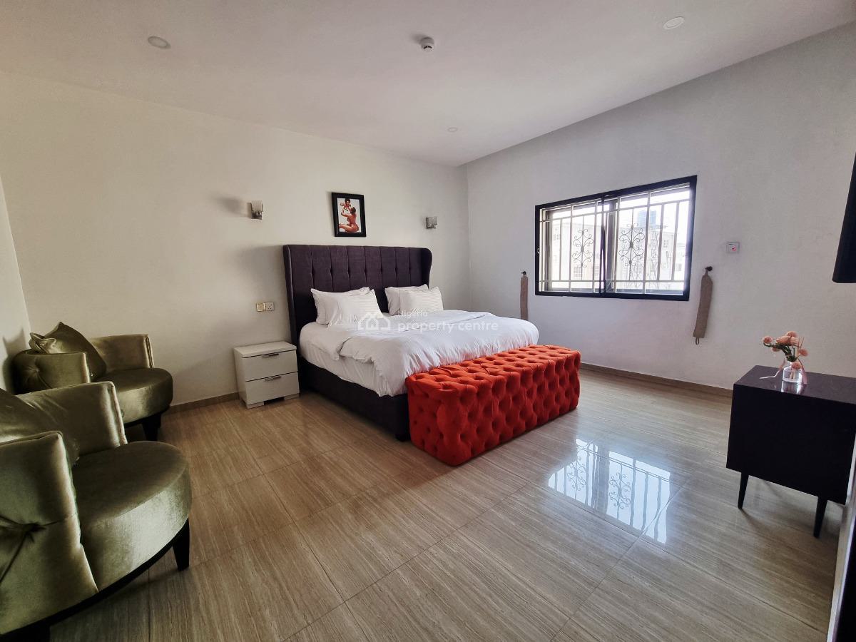 Lovely 3 Bedroom Apartment with Swimming Pool & Gym, Kalabari Street, Off Queena Drive, Old Ikoyi, Ikoyi, Lagos, Flat / Apartment Short Let