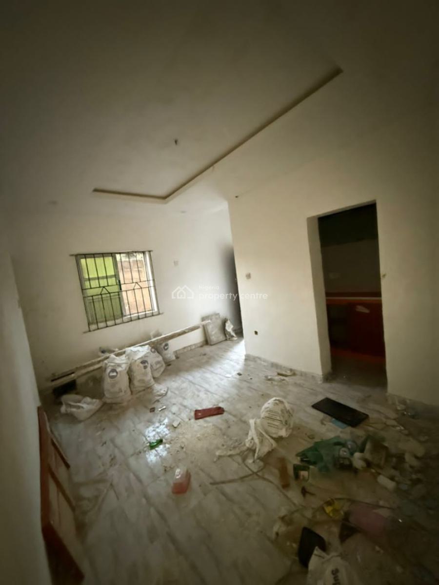 Newly Renovated Miniflat with Massive Parking Space, Off Adetayo Osho Street. Close to Pako Busstop/abuleijesha Bus Stop, Yaba, Lagos, Mini Flat (room and Parlour) for Rent