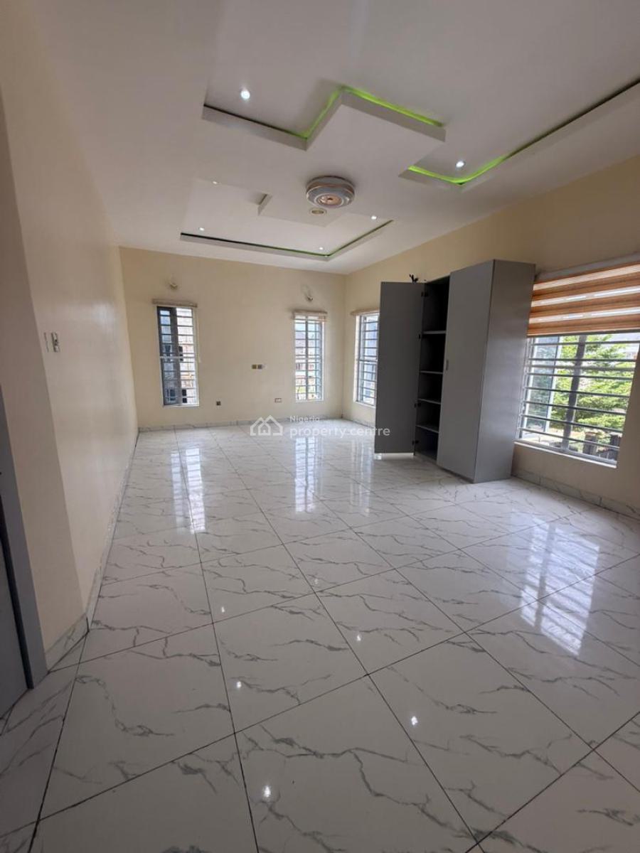 a Luxury Shared Apartment, Orchid Road, Eleganza, Lekki, Lagos, Self Contain (single Rooms) for Rent