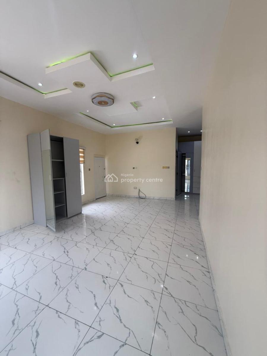 a Luxury Shared Apartment, Orchid Road, Eleganza, Lekki, Lagos, Self Contain (single Rooms) for Rent