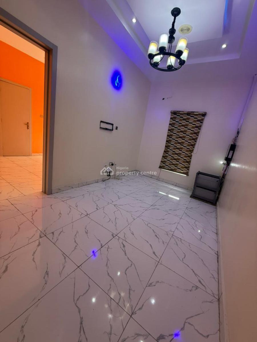 a Luxury Shared Apartment, Orchid Road, Eleganza, Lekki, Lagos, Self Contain (single Rooms) for Rent
