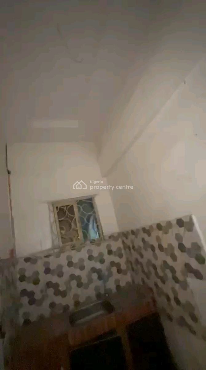 Spacious and Decent Mini-flat, Abule Oja, Yaba, Lagos, Mini Flat (room and Parlour) for Rent