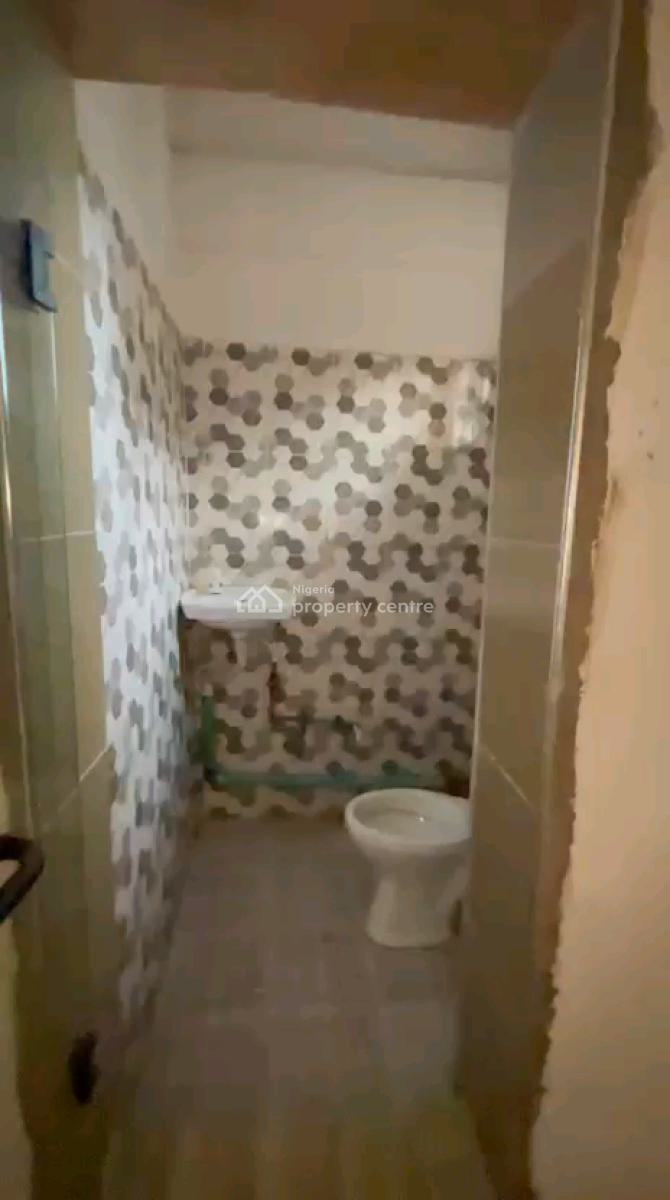 Spacious and Decent Mini-flat, Abule Oja, Yaba, Lagos, Mini Flat (room and Parlour) for Rent