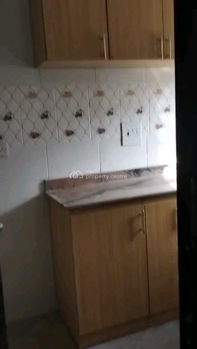 a Brand New 2 Bedroom Flat, Shomolu, Lagos, Flat / Apartment for Rent