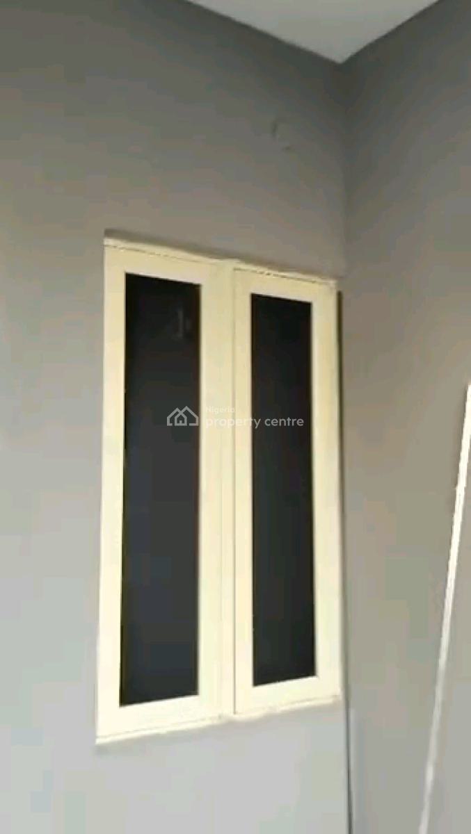 a Brand New 2 Bedroom Flat, Shomolu, Lagos, Flat / Apartment for Rent