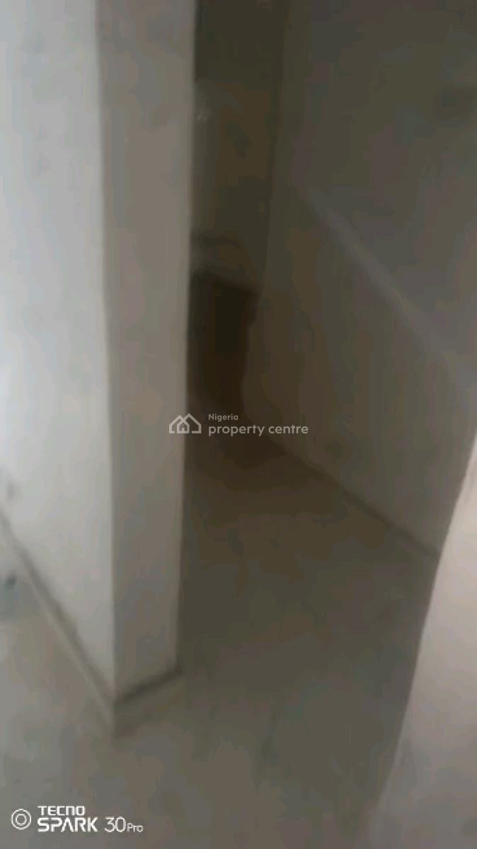 Newly Built, Standard and Executive  Mini Flat, Adekunle, Yaba, Lagos, Mini Flat (room and Parlour) for Rent