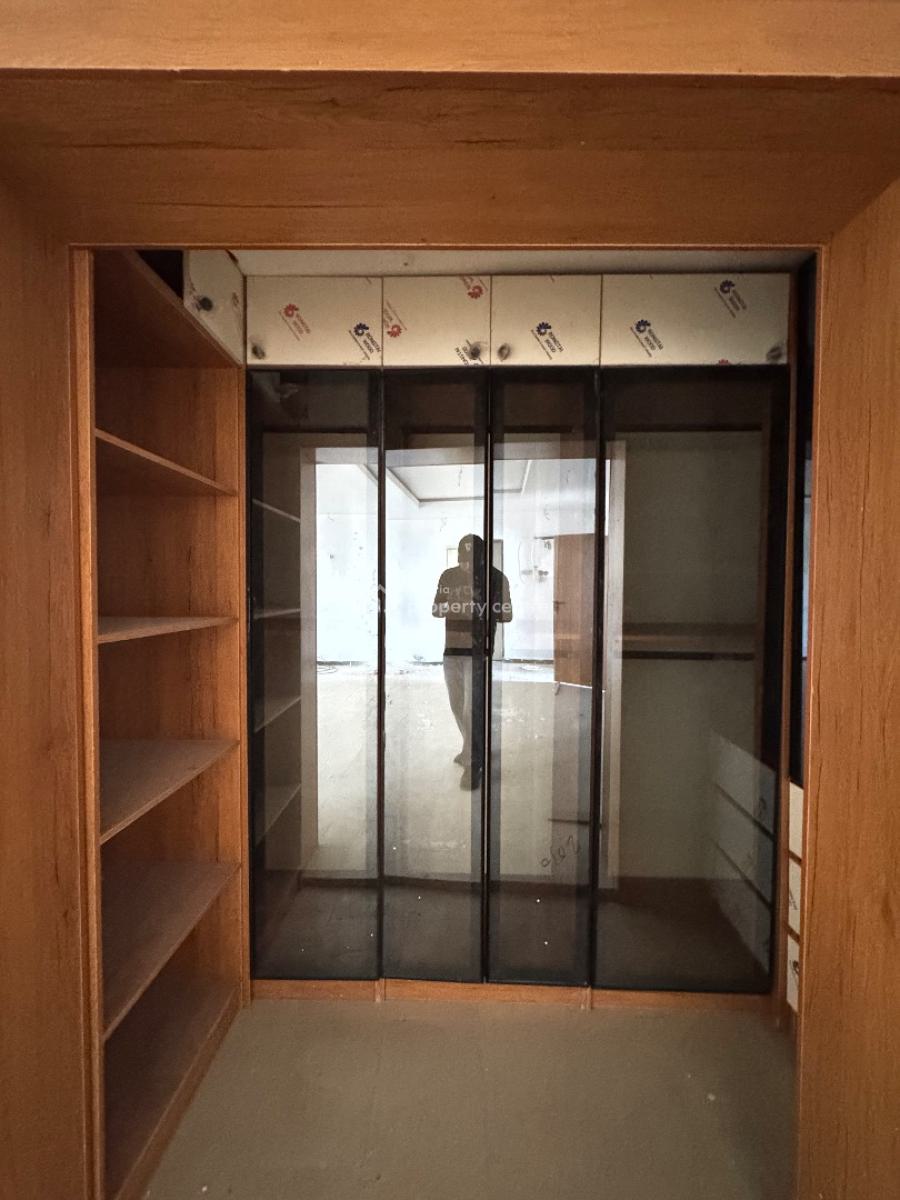 Six (6) Bedroom Semi Detached Duplex with Two Rooms Bq, Ikoyi, Lagos, Detached Duplex for Rent