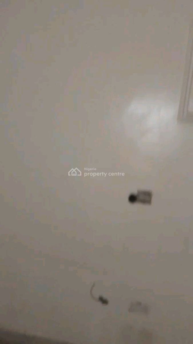 Standard N Executive  Mini Flat, Adekunle, Yaba, Lagos, Mini Flat (room and Parlour) for Rent