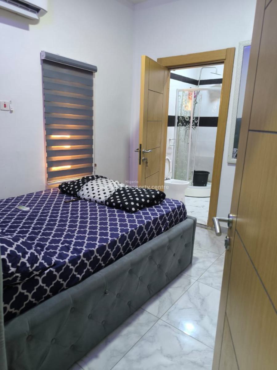 Luxury and Executive Single Bedroom Apartment Upstairs, Harvey Garden, Orchid Road Lekki, Lekki Expressway, Lekki, Lagos, Self Contain (single Rooms) Short Let