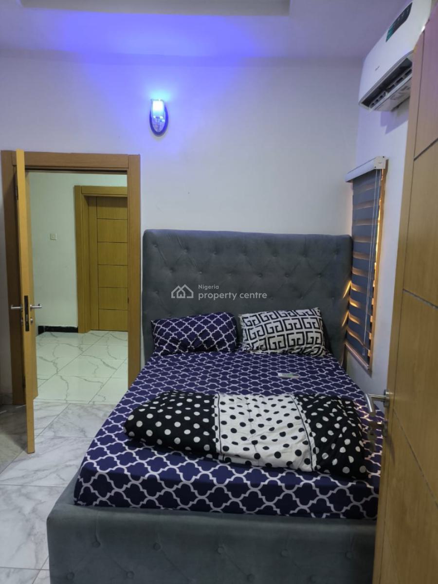 Luxury and Executive Single Bedroom Apartment Upstairs, Harvey Garden, Orchid Road Lekki, Lekki Expressway, Lekki, Lagos, Self Contain (single Rooms) Short Let