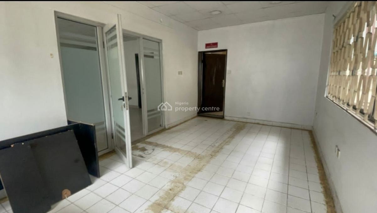 Massive 10bedroom Detached House with Service Quarters, Victoria Island (vi), Lagos, Commercial Property for Rent