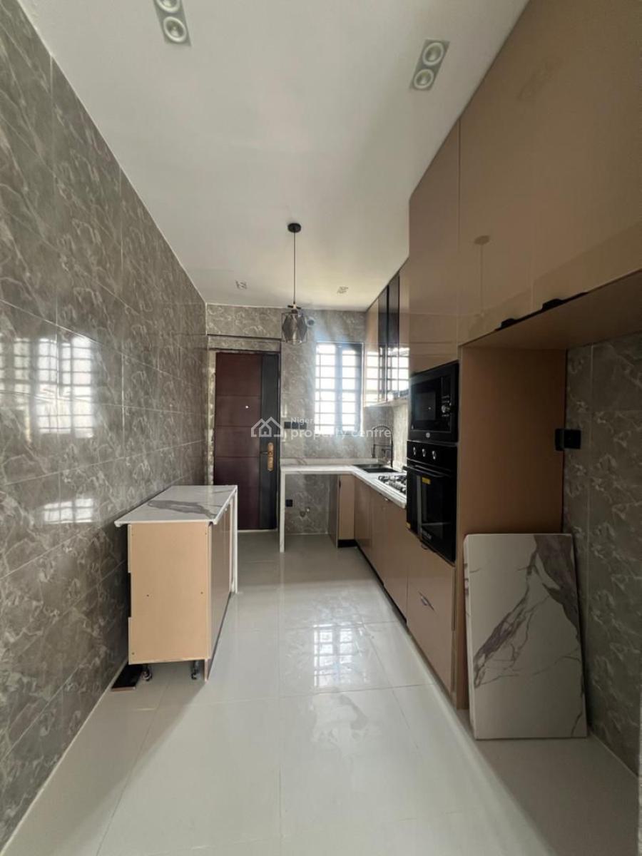 2 Bedroom Apartment, Ologolo, Lekki, Lagos, Flat / Apartment for Sale