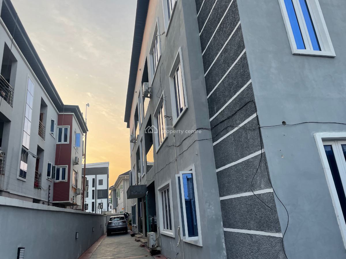 Clean 3 Bedroom Flat with Direct Access to Coastal Road, Salem, Ikate, Lekki, Lagos, Flat / Apartment for Rent