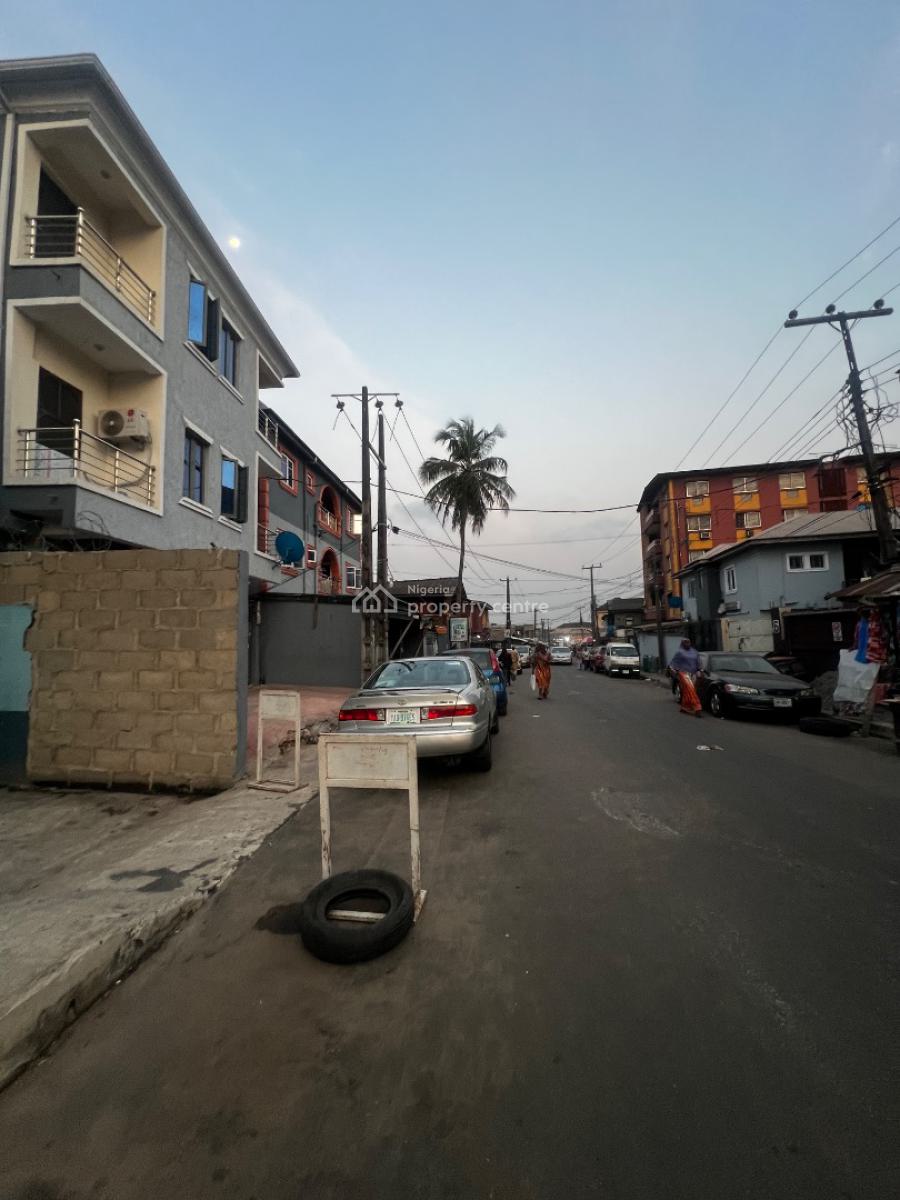 14 Years Lease Offer!!!, Onipanu, Onipanu, Shomolu, Lagos, Mini Flat (room and Parlour) for Sale