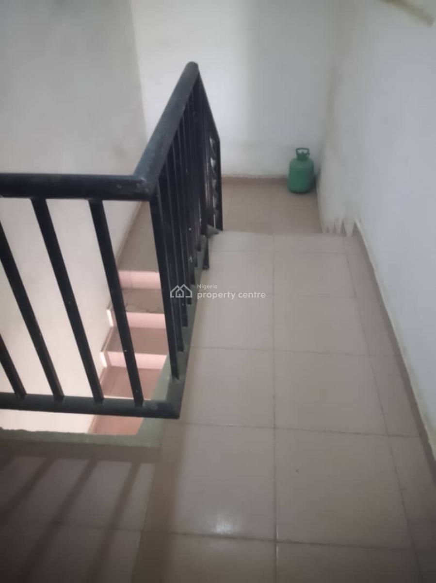 Excellent Spacious 1 Bedroom Apartment, 6th Avenue, Gwarinpa, Abuja, Flat / Apartment for Rent