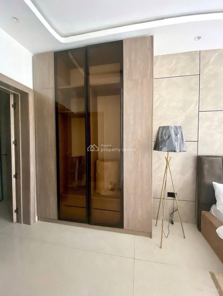 Lovely 2 Bedroom Apartment with Elevator, Lekki Phase 1, Lekki Phase 1, Lekki, Lagos, Block of Flats for Sale