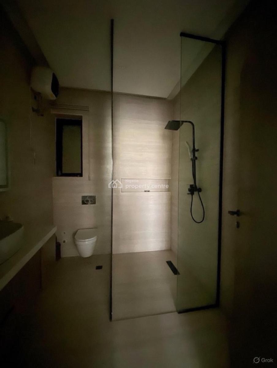 Lovely 2 Bedroom Apartment with Elevator, Lekki Phase 1, Lekki Phase 1, Lekki, Lagos, Block of Flats for Sale