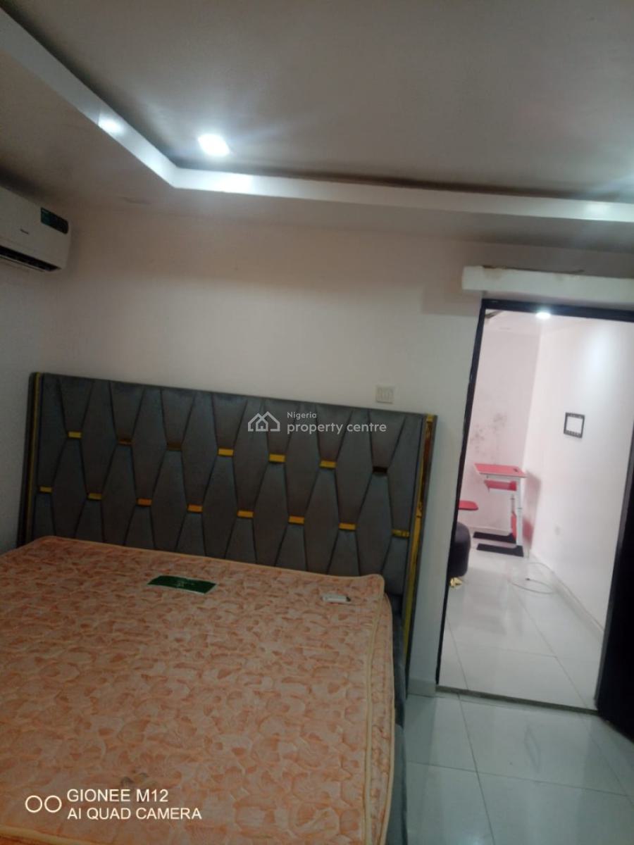 Serviced 1 Bedroom Apartment, Off Ligali Ayorinde Street, Victoria Island (vi), Lagos, Mini Flat (room and Parlour) for Rent