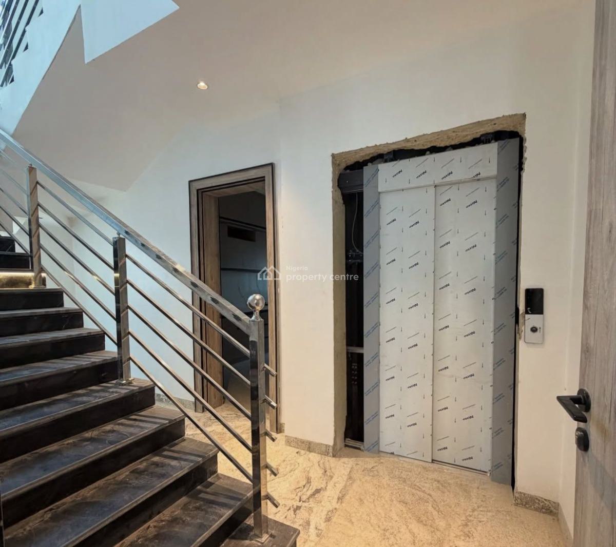 Its a Newly Built 5 Bedroom Full Detached Duplex Located in Maitama M, Maitama District, Abuja, Detached Duplex for Sale