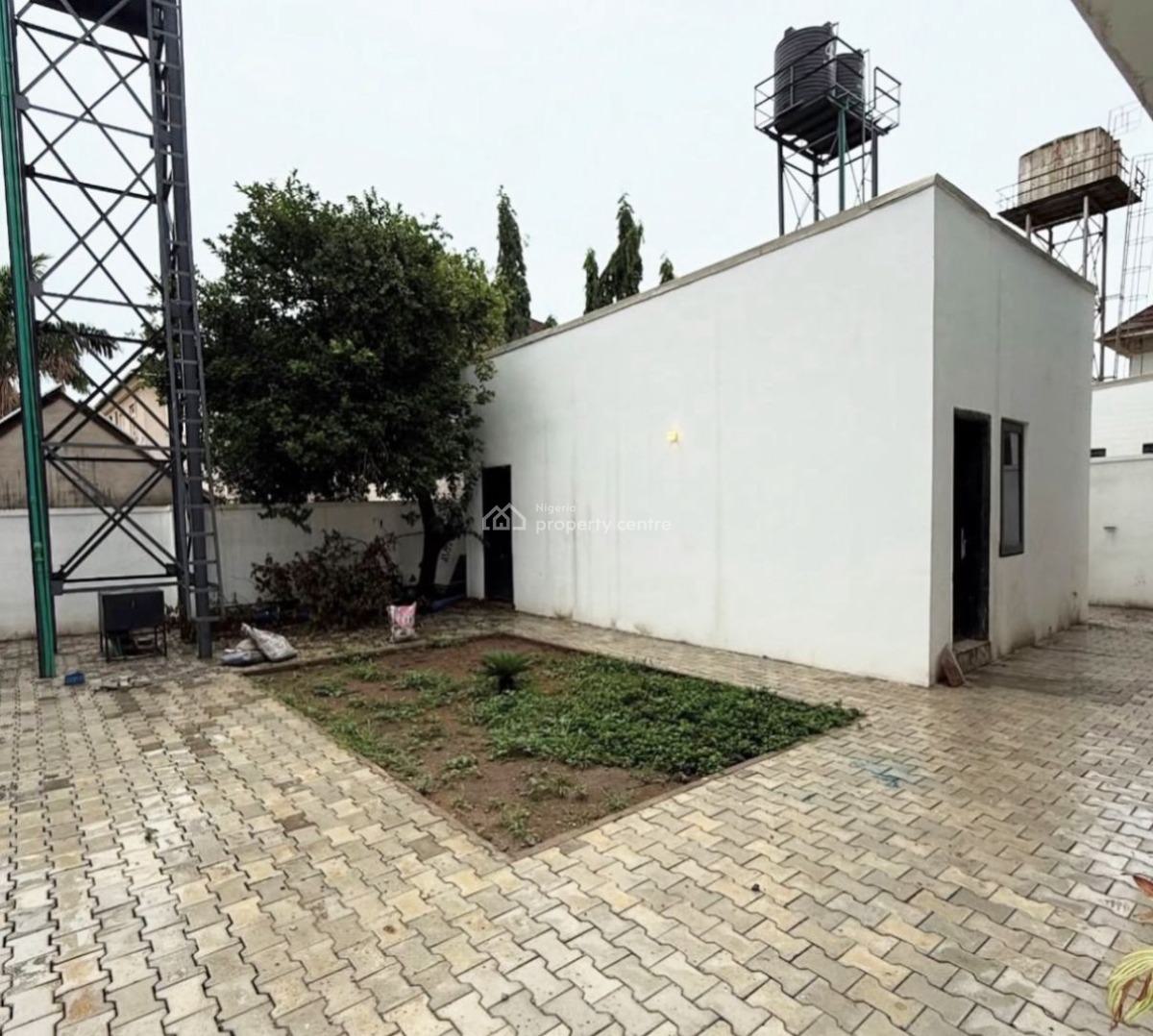 Its a Newly Built 5 Bedroom Full Detached Duplex Located in Maitama M, Maitama District, Abuja, Detached Duplex for Sale