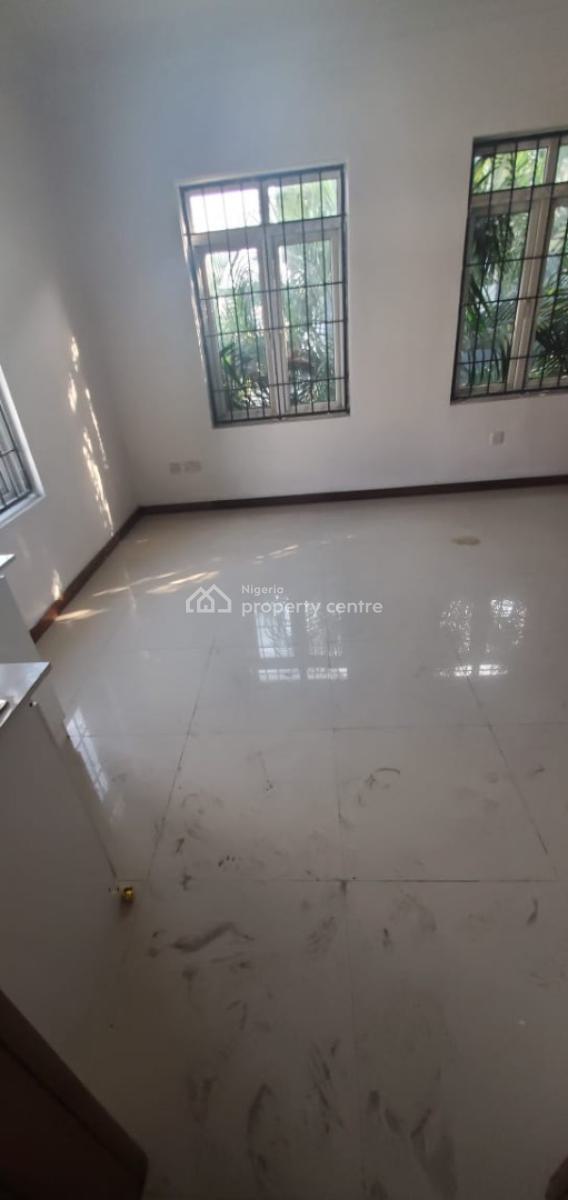 Spacious Serviced Self Contain, Victoria Island (vi), Lagos, Self Contain (single Rooms) for Rent