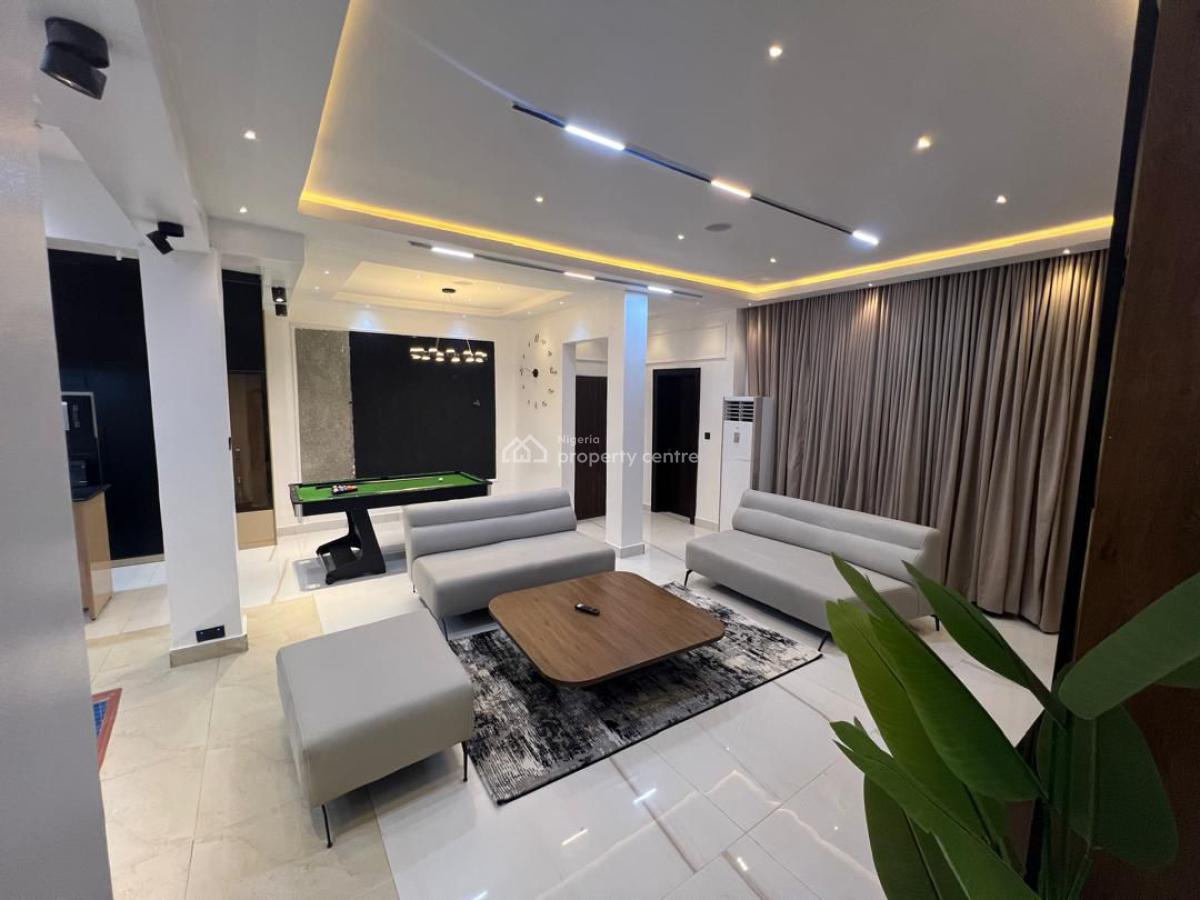 Luxurious Two Bedroom Apartment, Gwarinpa, Abuja, Flat / Apartment Short Let