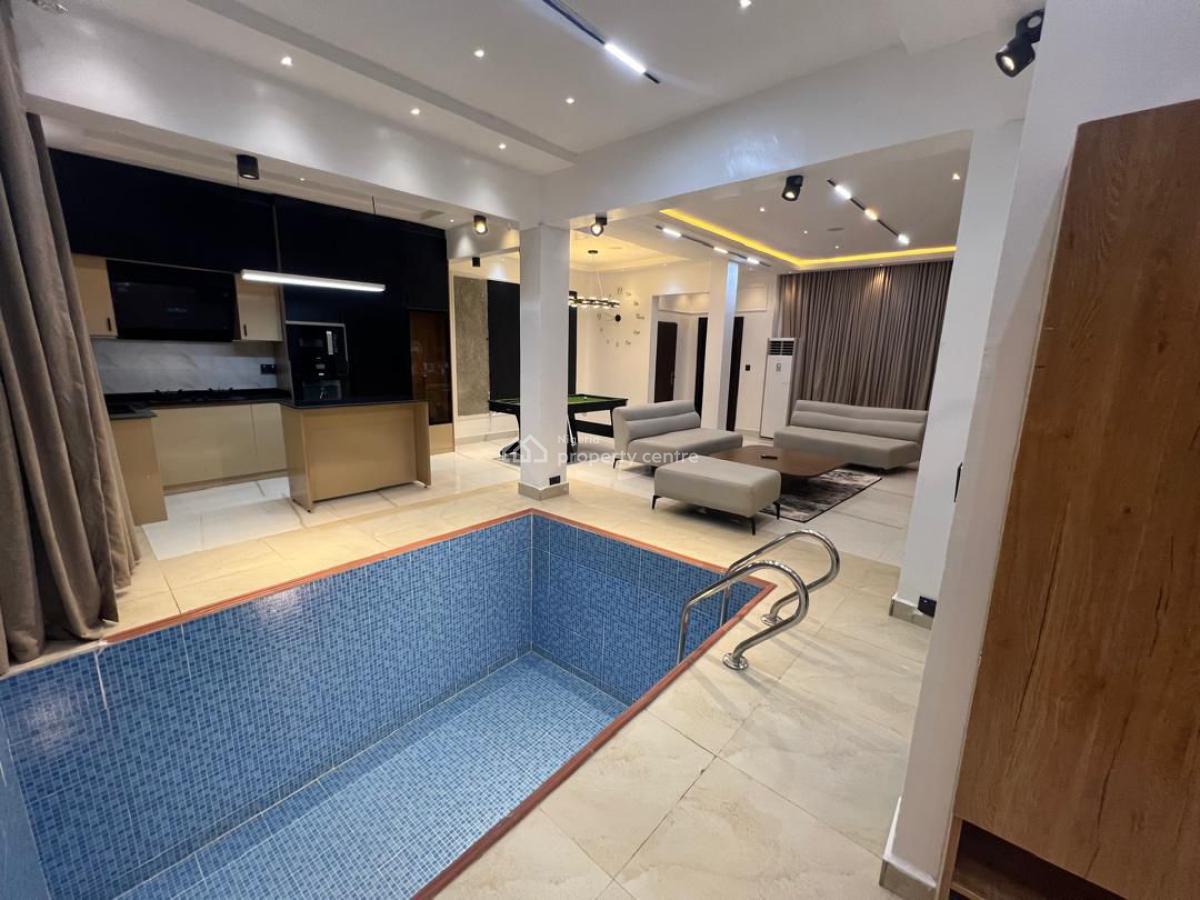 Luxurious Two Bedroom Apartment, Gwarinpa, Abuja, Flat / Apartment Short Let