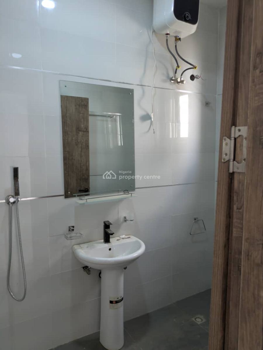 2 & 3 Bedroom Are Available.   Tastefully Finished Spacious Standard S, Jahi By Gilmor, Jahi, Abuja, Flat / Apartment for Rent