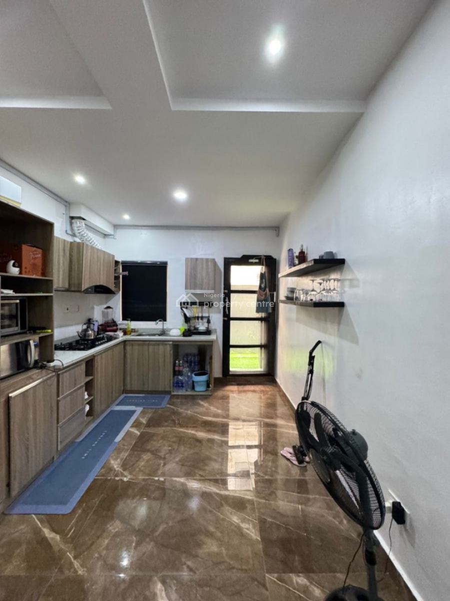 1 Bedroom Flat in Ikate By Freedom Way, Kunsela Road, Ikate Elegushi, Lekki, Lagos, Flat / Apartment for Rent