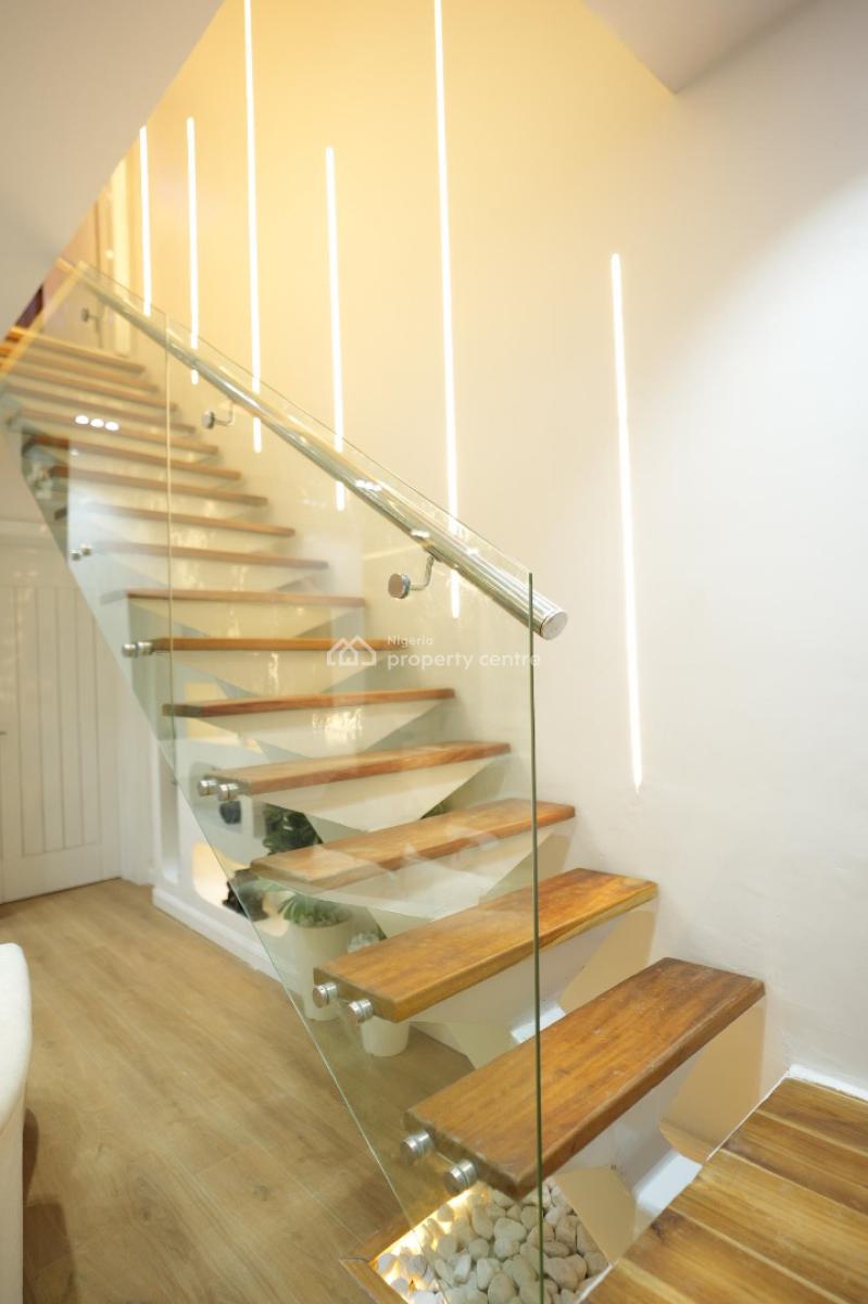 *white Rose*  Brand New 2 Bedroom Maisonette with Top Notch Amenities, Lekki, Lekki Phase 1, Lekki, Lagos, Detached Duplex Short Let