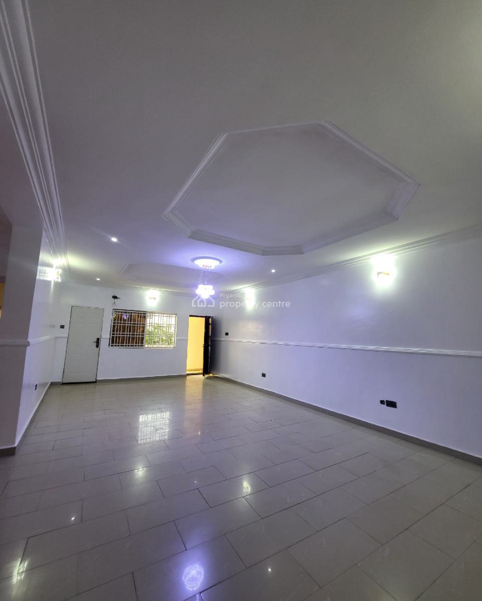 Luxurious Massive 2bedroom Flat, Near American  International School, Durumi, Abuja, Flat / Apartment for Rent