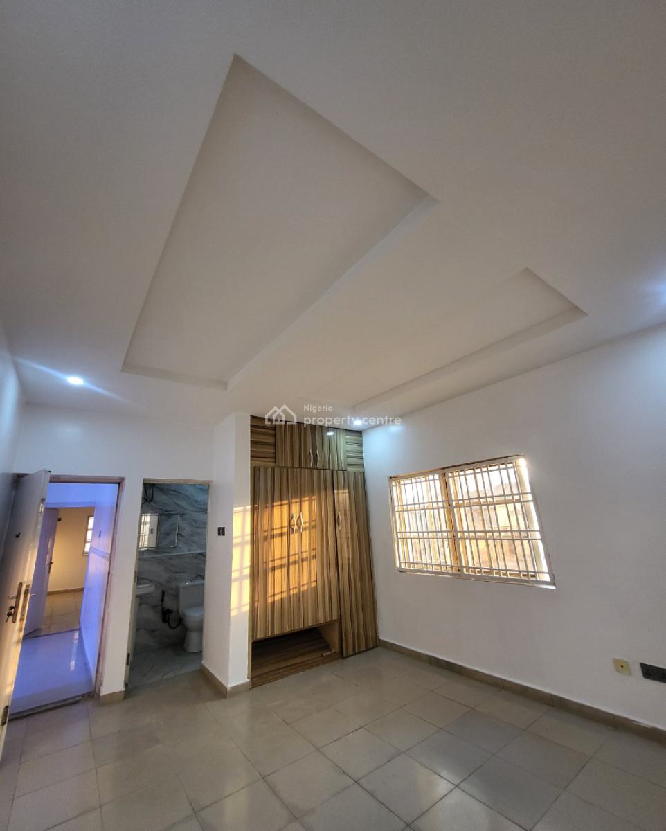 Luxurious Massive 2bedroom Flat, Near American  International School, Durumi, Abuja, Flat / Apartment for Rent
